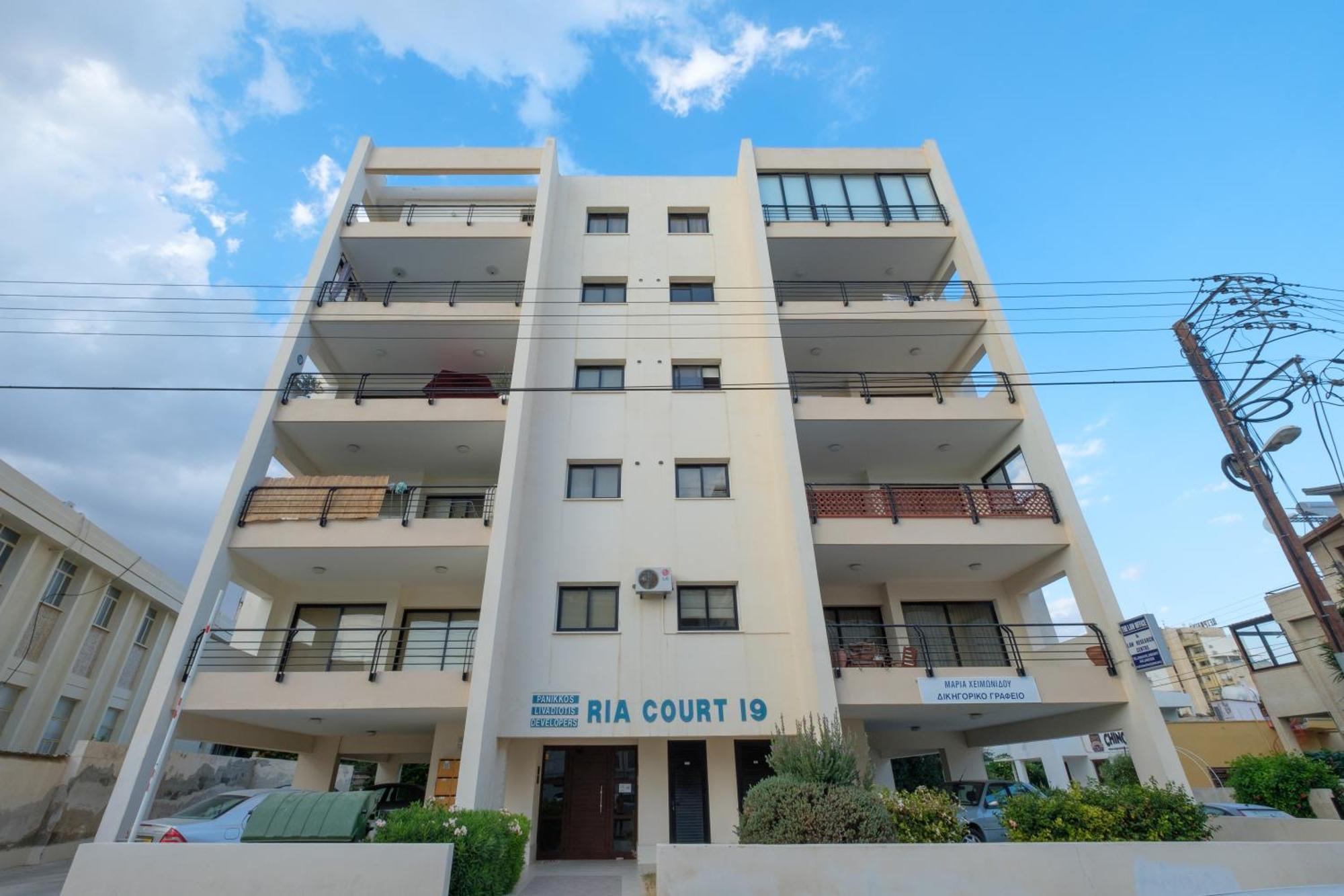 Cityden Larnaca Buitenkant foto